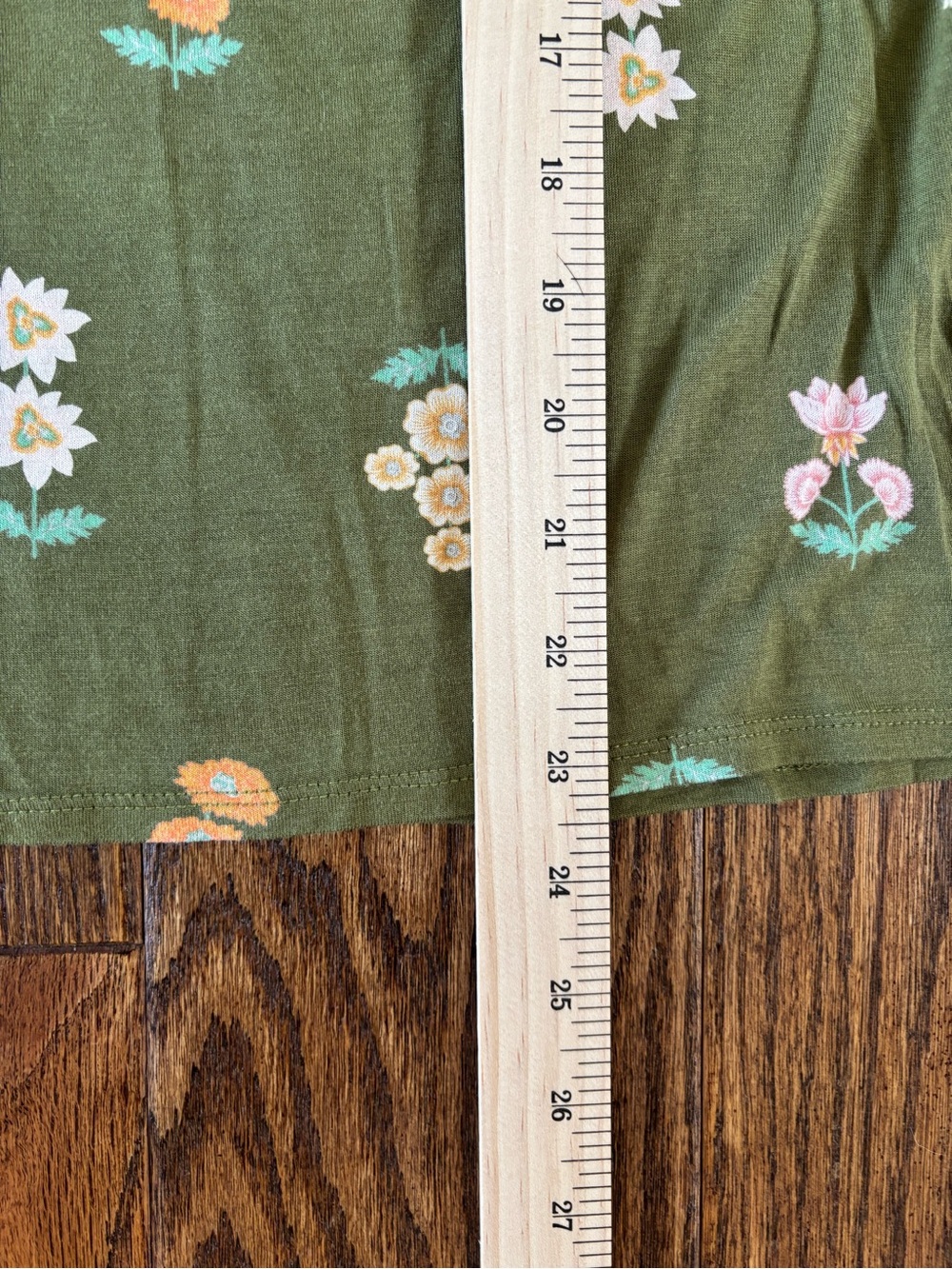 Loft Olive Green Floral Ruffle Yoke Blouse Top Size Large - Picture 9 of 9